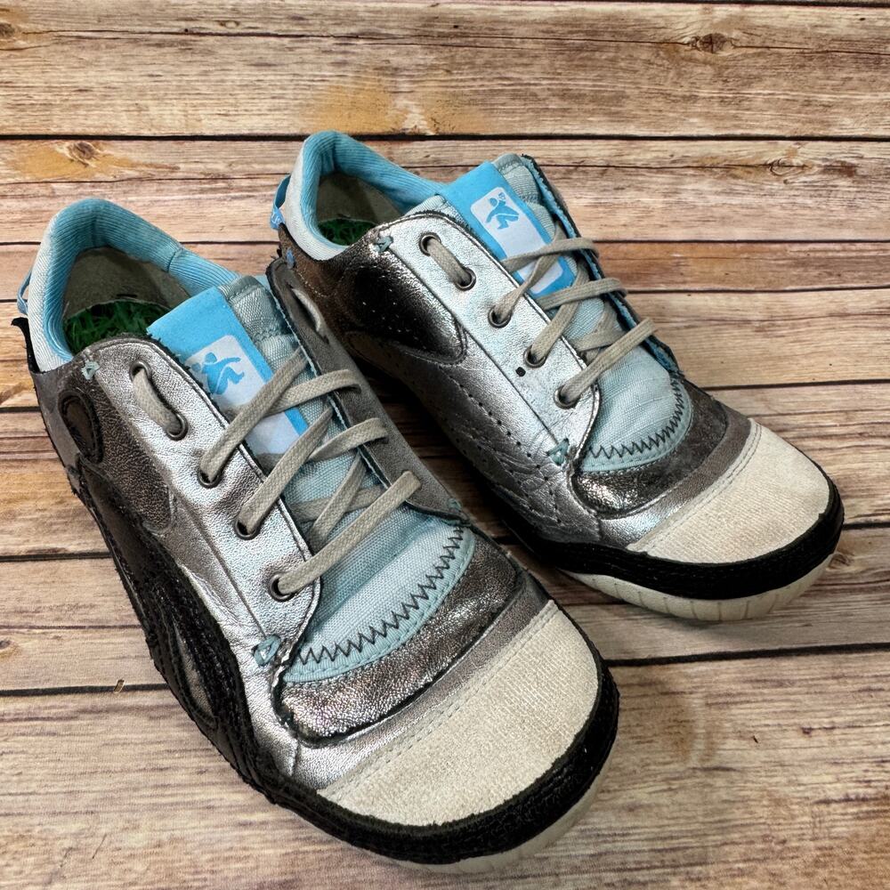 Cushe Womens Metallic Silver Gray & Blue Boutique Leather Sneakers 9
